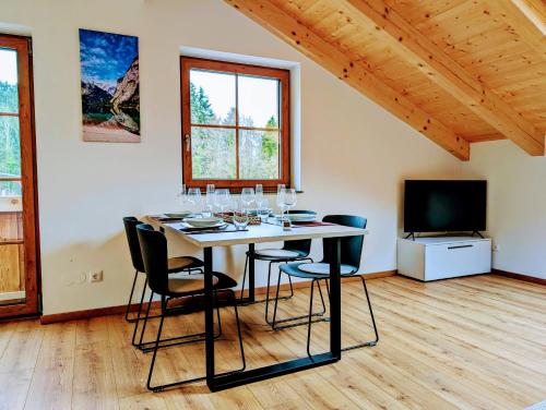 Μια τηλεόραση ή/και κέντρο ψυχαγωγίας στο Staufen-Chalet Hochreit