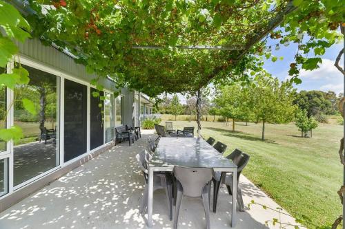 Gallery image of Jabulani - Firepit, 5 Acres, Entertainers Paradise in Orange