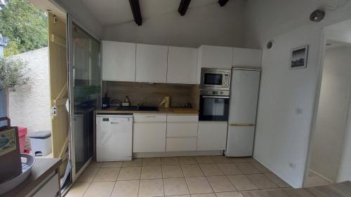 Photo de la galerie de l'établissement MARSEILLAN PLAGE - PETITE VILLA CLIMATISEE - 6 pers - 250m de la plage, à Marseillan