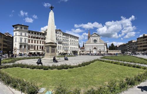 Cozy Santa Maria Novella Uffizi Duomo 2beds-2baths