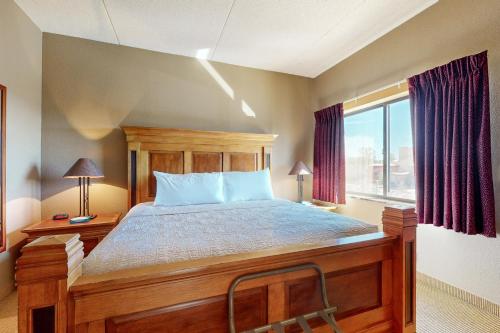 Postel nebo postele na pokoji v ubytování Chula Vista Condo 2444 Dells Delight