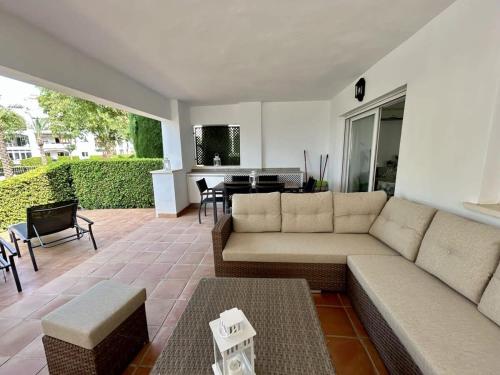 Groundfloor apartment next to the pool - ER702LT