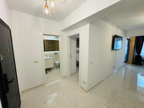 Μια τηλεόραση ή/και κέντρο ψυχαγωγίας στο Dream Studios 1