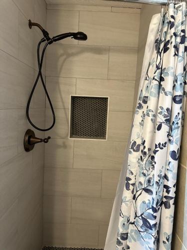 OceanView Oasis - Relax with Hot Tub, Breakfast, Fire Pit & Putting Green! photo 36