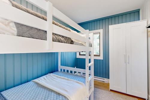 Кровать или кровати в номере 2889 Purvis Street