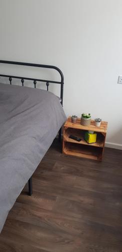 En eller flere senge i et værelse på Self contained annex