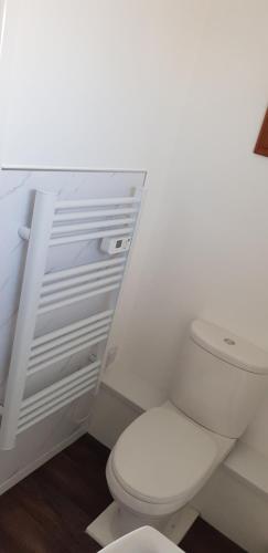 Vonios kambarys apgyvendinimo įstaigoje Self contained annex
