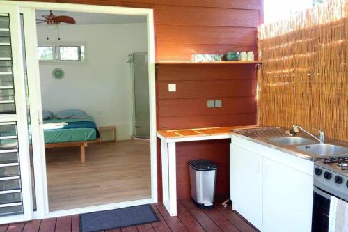 A cozinha ou cozinha compacta de Teahupo'o JO 2024 * Sea, surf & Mountain*