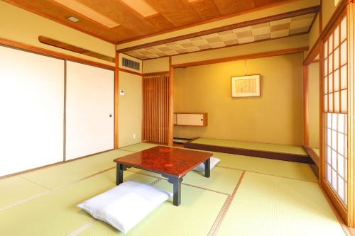 Galería fotográfica de Ooedo Onsen Monogatari Premium Yamashitaya en Kaga