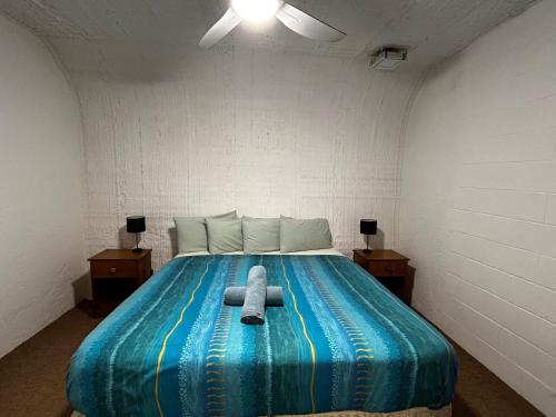 Cama o camas de una habitación en Desert View Apartments