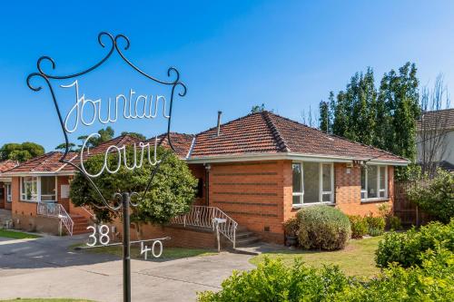 メルボルンにあるStayAU 2BRM Beach Family House Hamptonのギャラリーの写真