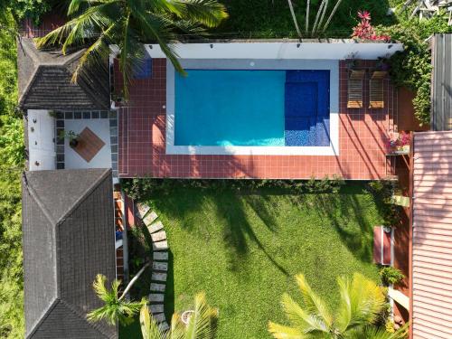 特拉的住宿－Estancia Florencia H#2，享有后院的上方景色,设有游泳池