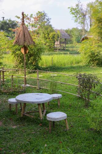 Zahrada ubytování Hang Tueng farm stay Chiang Mai แฮงตึง ฟาร์มสเตย์ เชียงใหม่