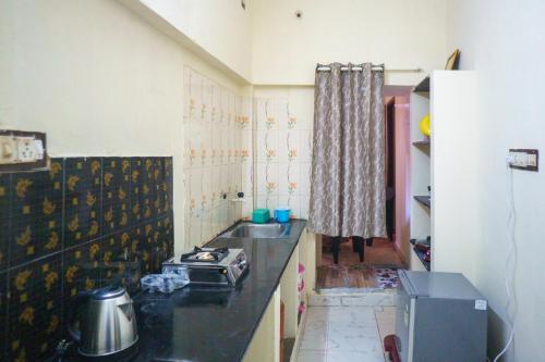Kuchyň nebo kuchyňský kout v ubytování Villa Sea Blue - Homestay in Pondicherry