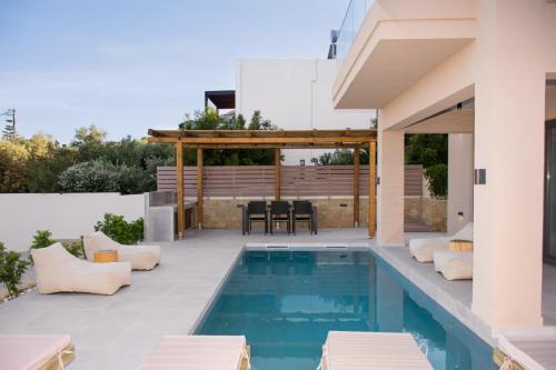 Kolam renang di atau dekat dengan Armour Eclectic Villa