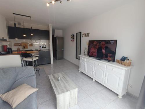 Kuchyňa alebo kuchynka v ubytovaní Apartmento START Complex Amaya Fuerteventura