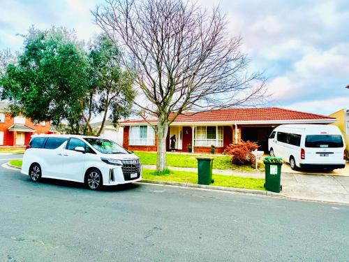 Gallery image of Spacious 6 Bedroom Holiday Home 15 Min Away From Melbourne Airport in Sydenham