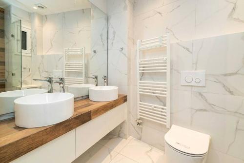 Acropolis Aura Apartment