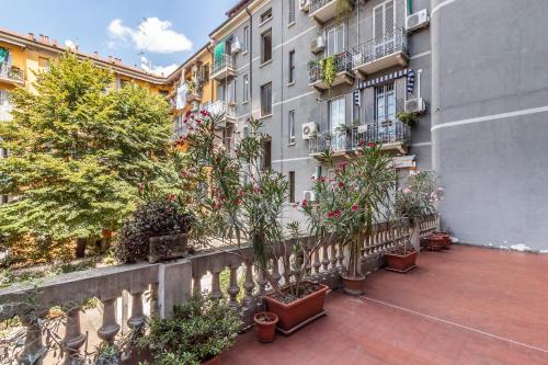 Bilocale in zona Isola - Garibaldi