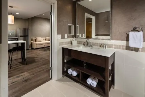 Hotel Aventura in Downey