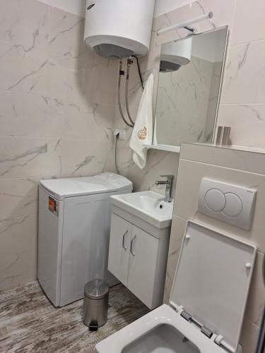 Vonios kambarys apgyvendinimo įstaigoje Apartman Felis Star