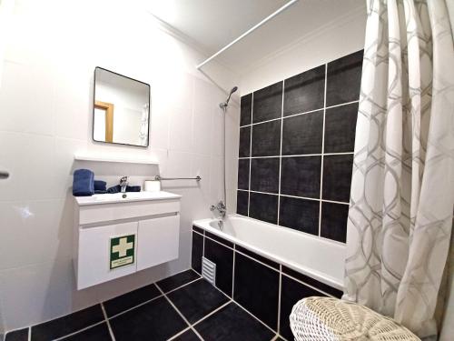 Ванная комната в Edificio Lumina Sunshine Beach Apartment