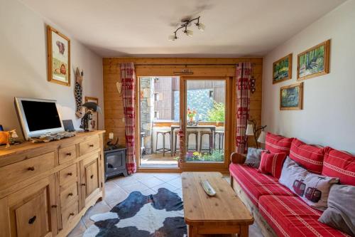 A7 - 2 bedroom, well-equipped central Samoëns