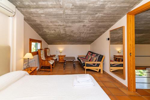 Villa Siller Roqueta by Sealand Villas