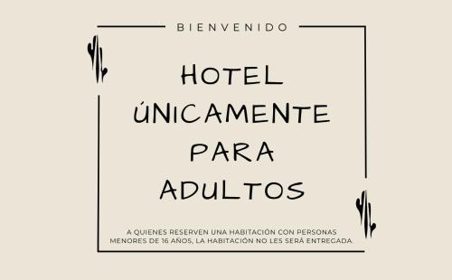 un cartel de un hotel con el tema del hotel en en El Chiflon Posta Pueblo en El Chiflón