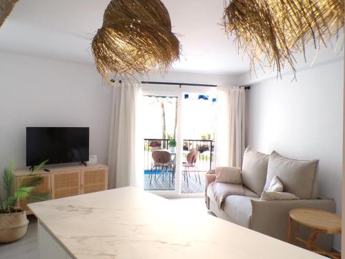 Modern Stylish Apartment near Poniente Beach