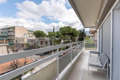 Luminous 3BR Apartment in Cholargos by UPSTREET