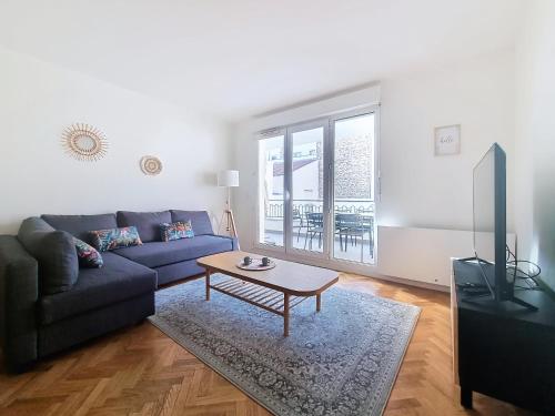 6P/terrasse/2 car parks/5min Paris