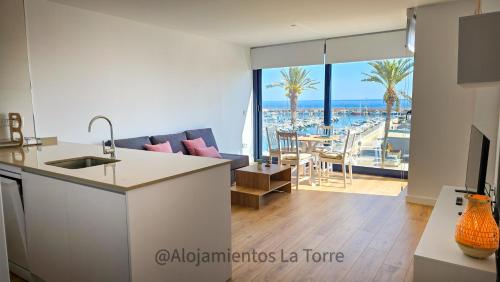 Puerto Caleta Dream - Alojamientos La Torre