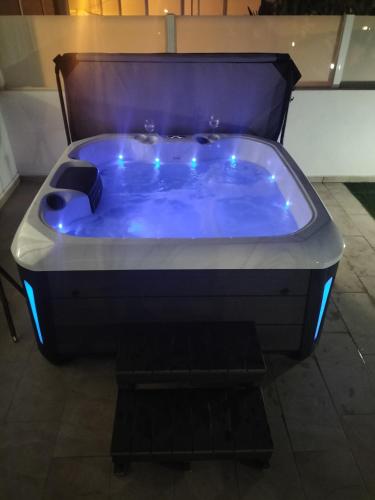LUXURY RUBICON Jacuzzi y Piscina