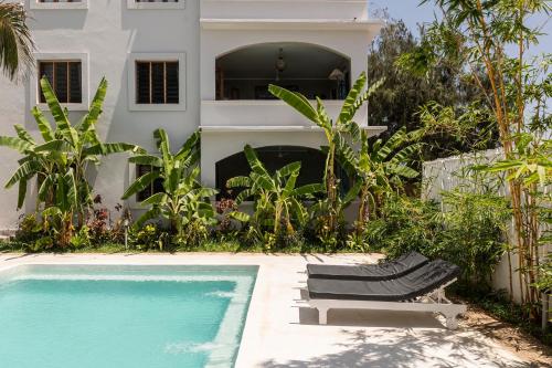 Bazén v ubytování Dolce Vita Watamu Apartments nebo v jeho okolí