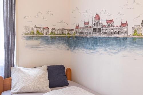 Postel nebo postele na pokoji v ubytování Gellerico Rooms at Deák Square