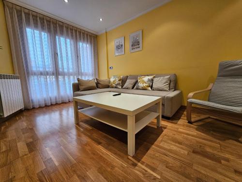 196A Acogedor apartamento en Gijón by R2R Consulting