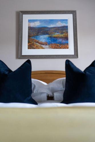 Katil atau katil-katil dalam bilik di The Forbes Arms Hotel