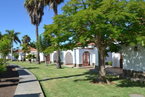 Calm & Gardens in Bungalow Parque Golf, Maspalomas
