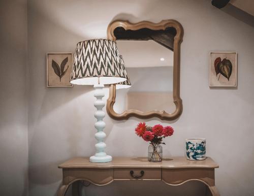 Gambar di galeri bagi The Hare & Hounds Inn di Bowland Bridge