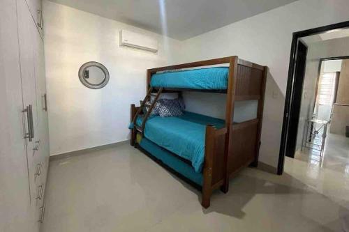 Krevet ili kreveti na sprat u jedinici u okviru objekta Depa Turquesa Mazatlan