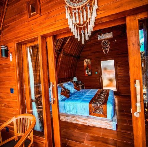 Postel nebo postele na pokoji v ubytování The Jiwana Bali Villa