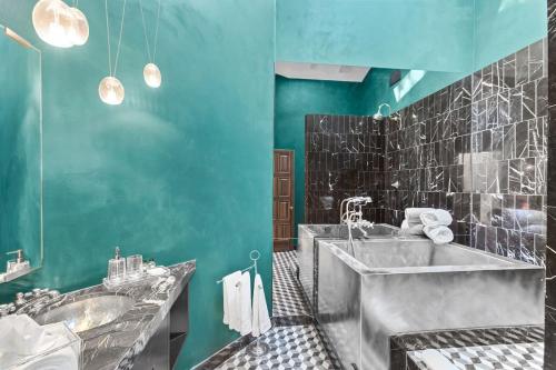 A bathroom at Villa Marmont - The Perfect Hollywood Experience