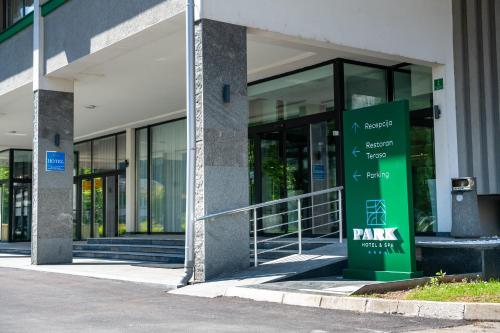 PARK Hotel & SPA Jablanica — Facade/entrance