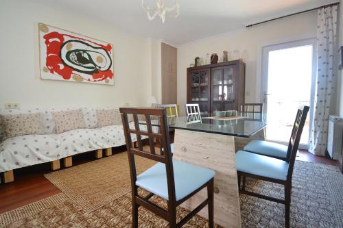 Η κουζίνα ή μικρή κουζίνα στο Apartamento con terraza en el entorno de Sanxenxo