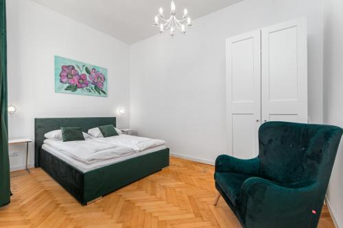 Nowy Świat 28 by Homeprime