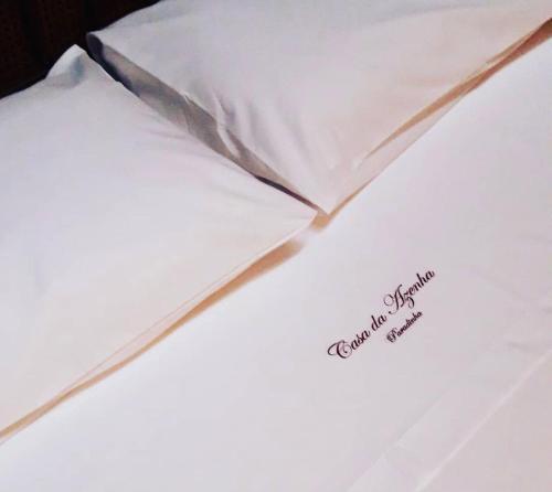 Casa da Azenha - Aldeia da Paradinha com praia fluvialにあるベッド