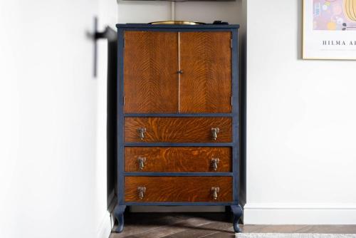 GuestReady - Top Floor Chic Camden Flat photo 24