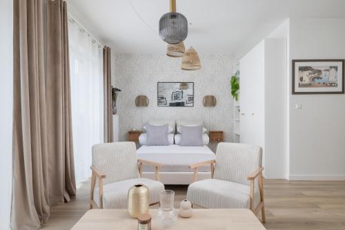 Luxury Studio with an AC - Lwowska 10 street