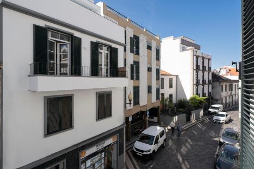 Apartamento do Carmo by an island apart